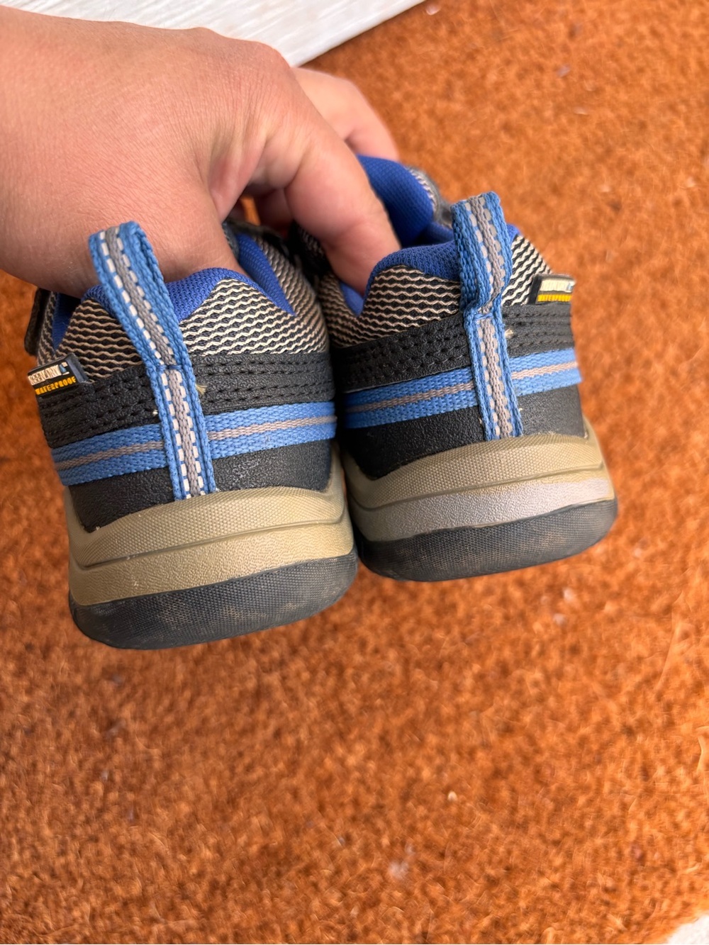 Keen Targhee Low Little Kid Hiking Shoes - Picture 2 of 7